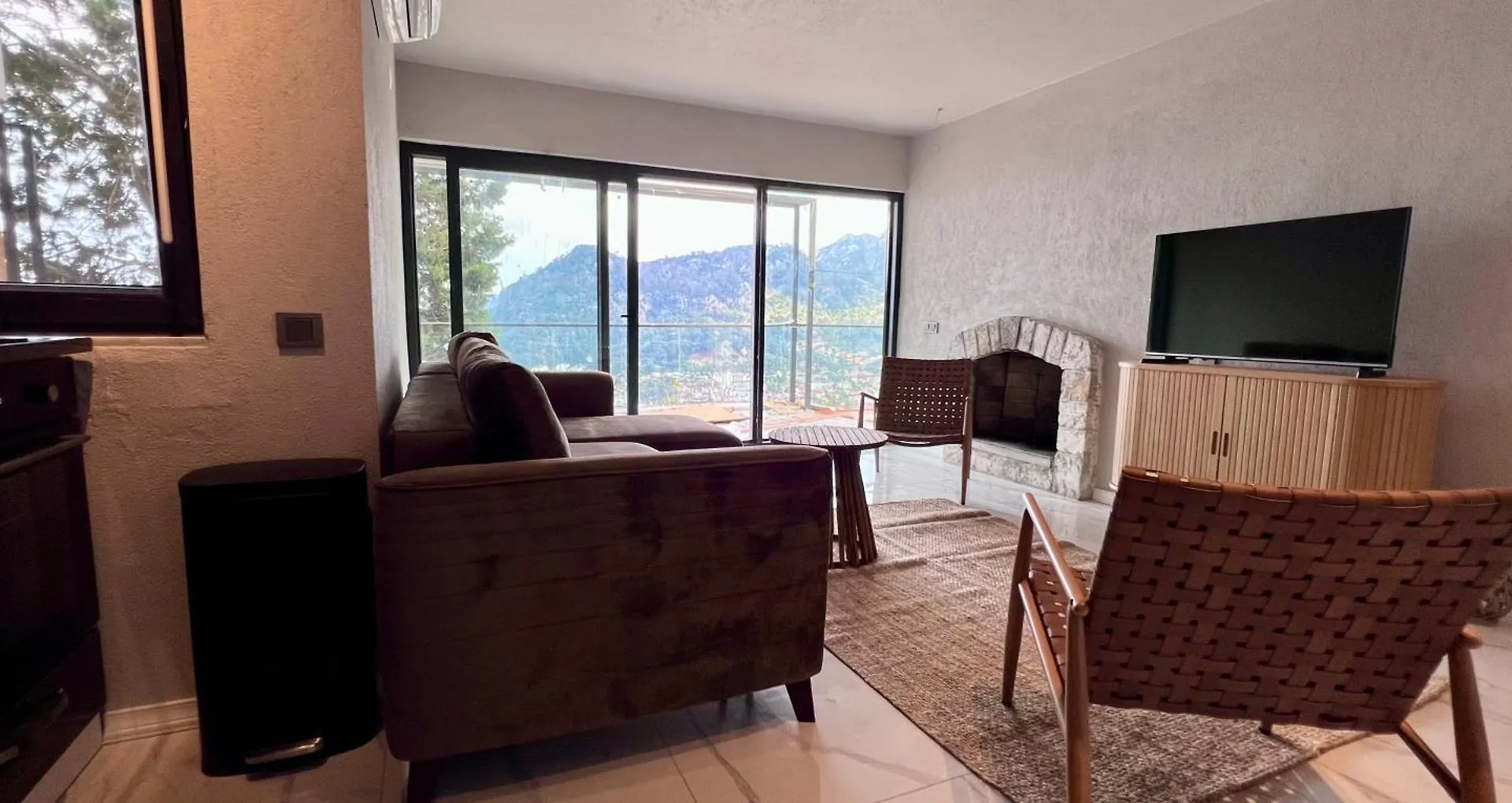 Mavinin ve Yeşilin dansı Apartment Marmaris